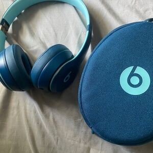 Beats Solo 3 Bluetooth headphones